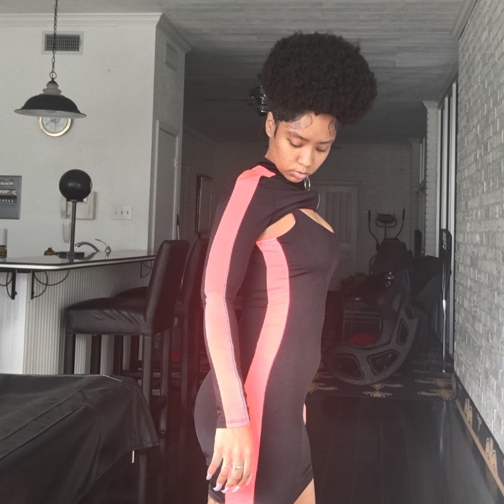 🙅🏻‍♀️SOLD OUT Watermelon 🍉 Stripe 2 Piece Dress - Picture 6 of 7